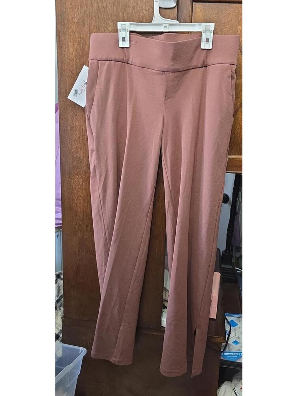 Small maternity pants from target item 50